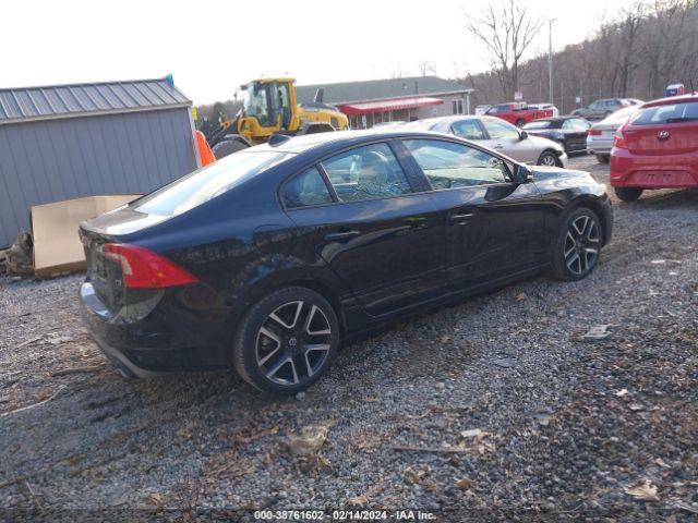 YV126MFL4H2430513 Volvo S60 T5 Dynamic