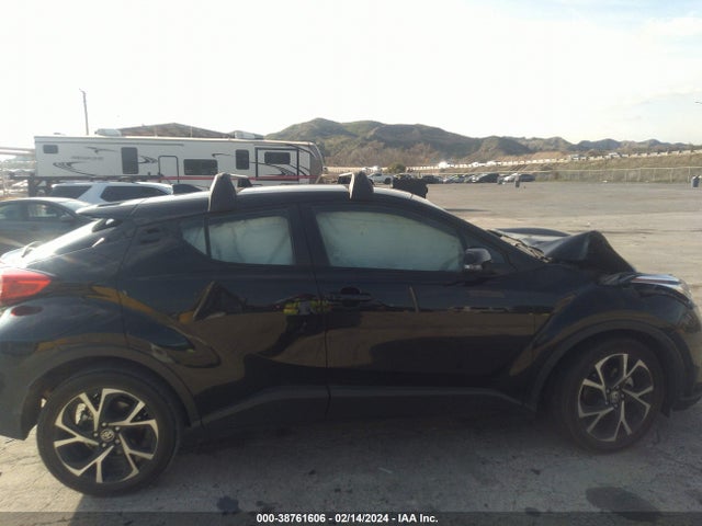 Toyota C-HR XLE 2021 NMTKHMBX9MR136499 Image 13