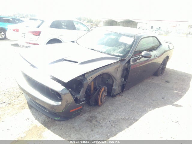 Dodge Challenger Sxt 2018 2C3CDZAG5JH295034 Image 2