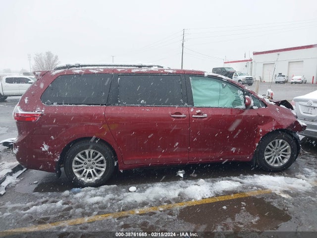 Toyota Sienna Xle 8 Passenger 2015 5TDYK3DC4FS571046 Image 13