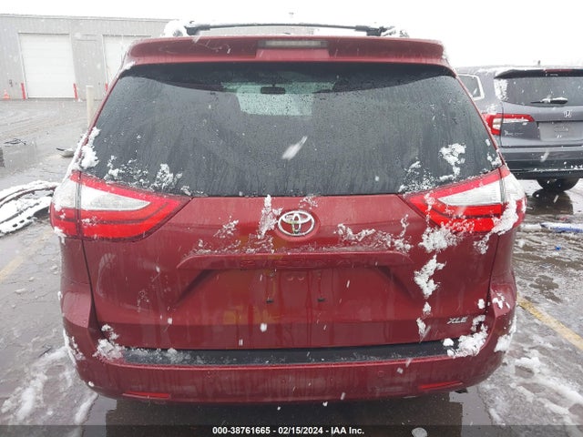 Toyota Sienna Xle 8 Passenger 2015 5TDYK3DC4FS571046 Image 16