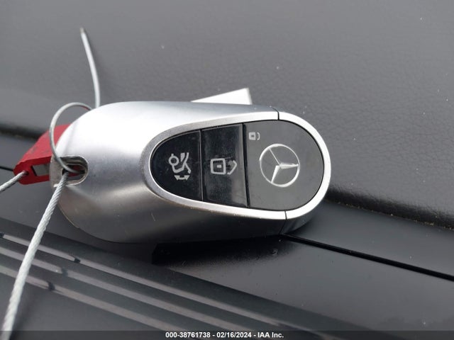 W1K6G6DB6NA068136 Mercedes-Benz S 500 4matic