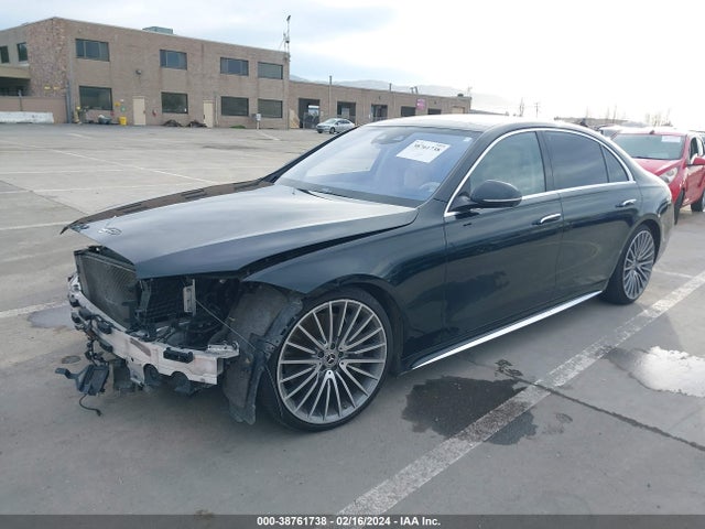 W1K6G6DB6NA068136 Mercedes-Benz S 500 4matic