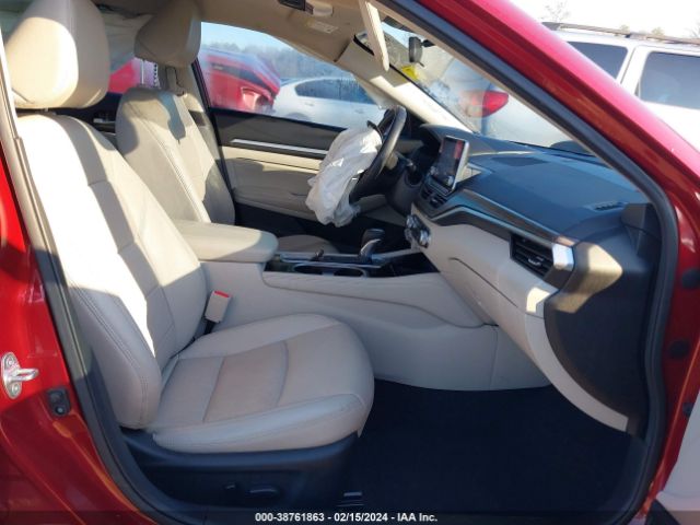 1N4BL4EW1MN352135 Nissan Altima 2.5 Sl