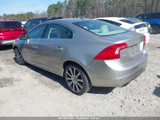 YV140MFMXF1351790 Volvo S60 T5 Platinum