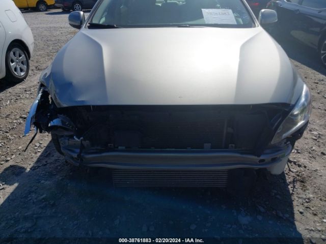 YV140MFMXF1351790 Volvo S60 T5 Platinum