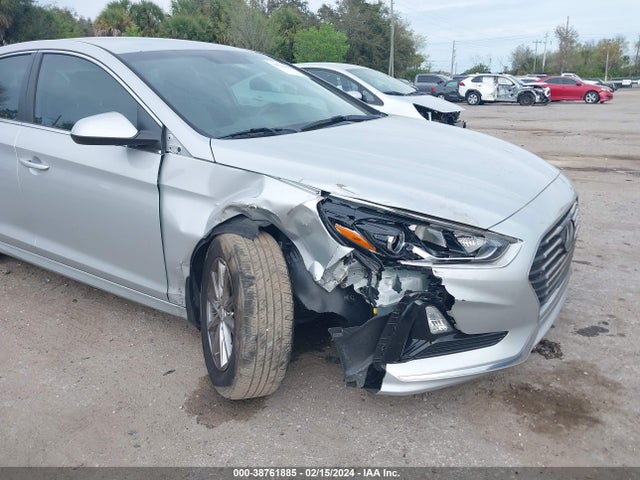 Hyundai SONATA SE 2019 5NPE24AF5KH795711 Image 6
