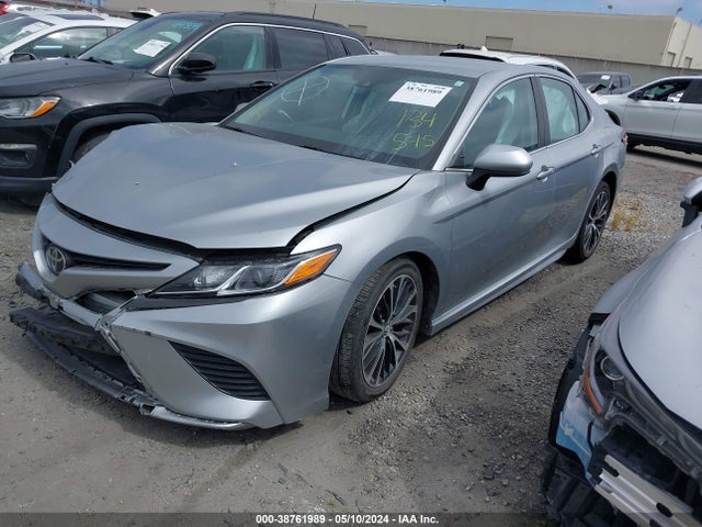 Toyota CAMRY SE 2020 4T1G11AK4LU866875 Image 2