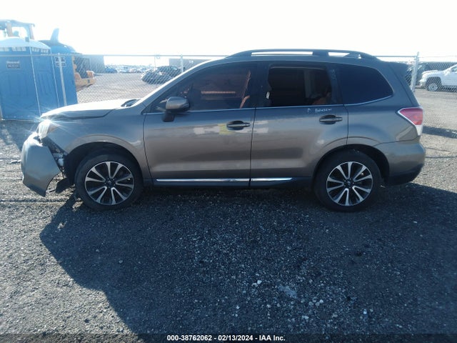 Subaru Forester 2.0xt Touring 2017 JF2SJGWC3HH804579 Image 14