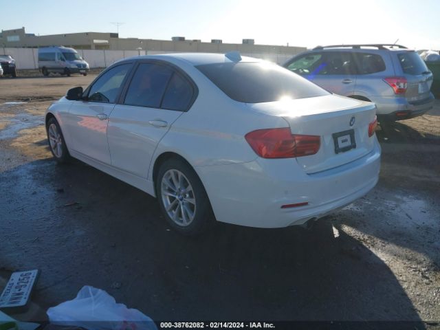 WBA8E1G35HNU17281 BMW 320i