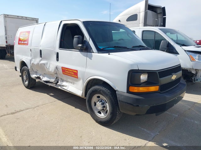 Chevrolet Express 2500 Work Van 2016 1GCWGAFFXG1208740 Image 1