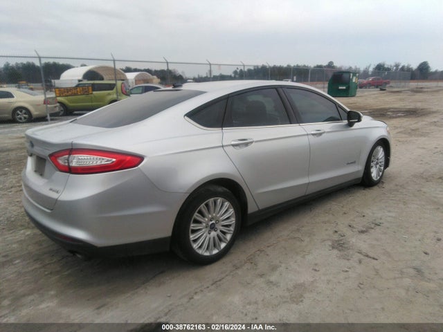 Ford Fusion Hybrid S 2015 3FA6P0UU9FR283225 Image 4