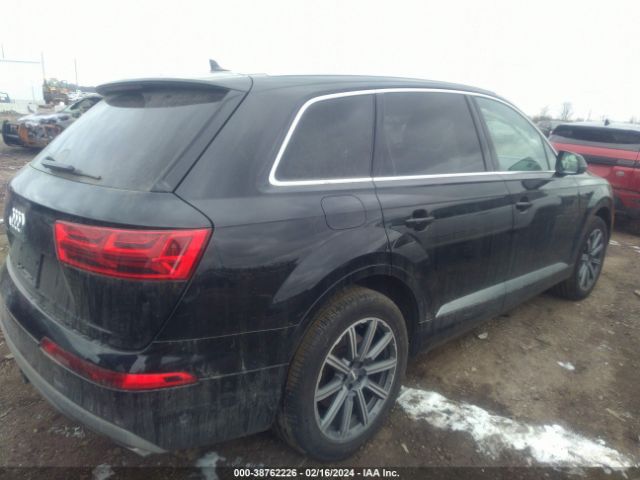 WA1VAAF79KD012876 Audi Q7 55 Premium