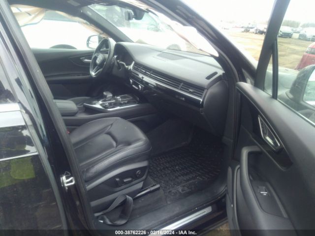 WA1VAAF79KD012876 Audi Q7 55 Premium