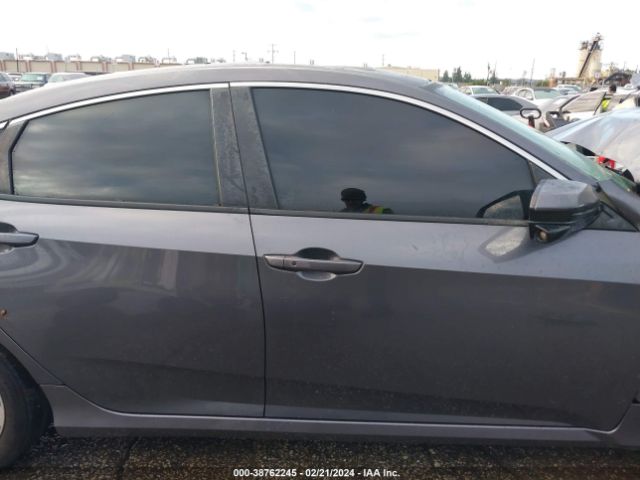 2HGFC2F71JH580827 Honda CIVIC EX