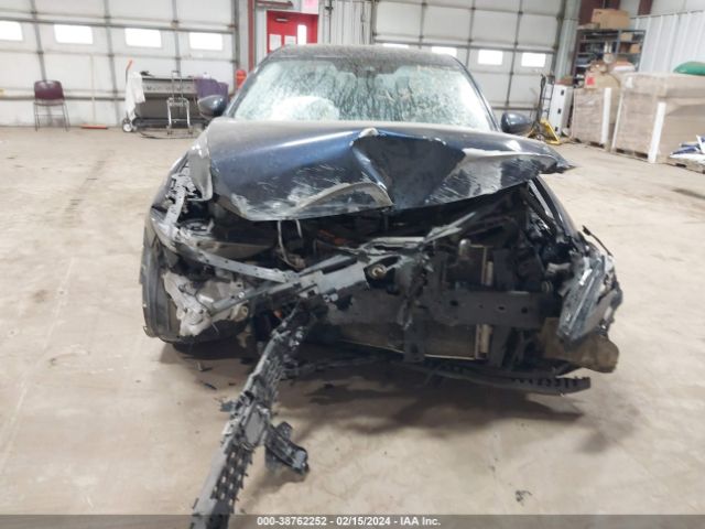 JM1BPAAL6M1320586 Mazda Mazda3 2.5 S