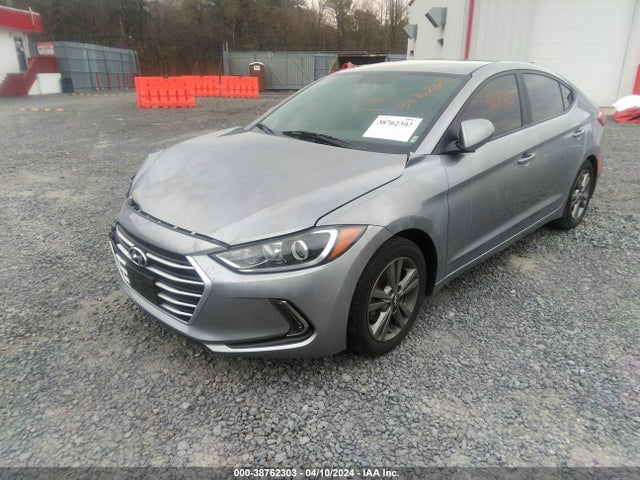 Hyundai ELANTRA SE 2017 5NPD84LF2HH116218 Image 2