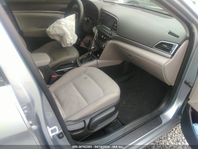 Hyundai ELANTRA SE 2017 5NPD84LF2HH116218 Image 5