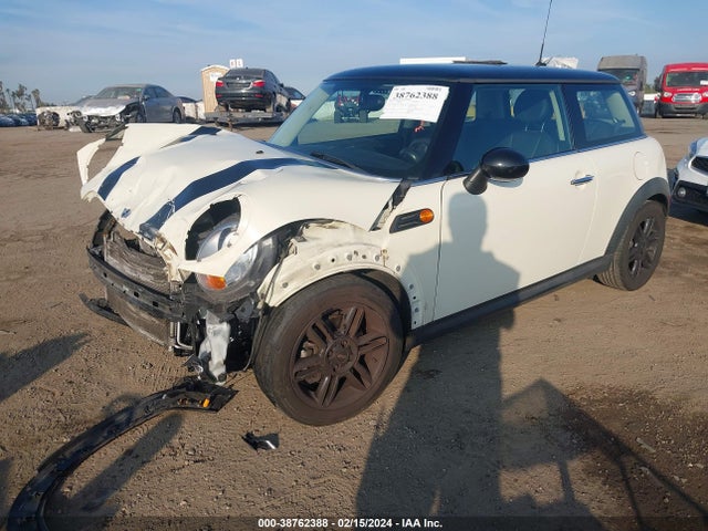 2013 MINI HARDTOP WMWSU3C59DT689396 Photo 1