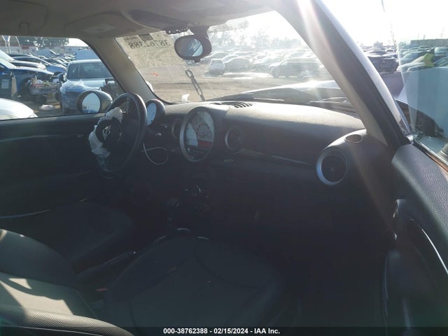 2013 MINI HARDTOP WMWSU3C59DT689396 Photo 4