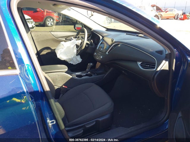 Chevrolet Malibu 1ls 2019 1G1ZB5ST1KF127547 Image 5