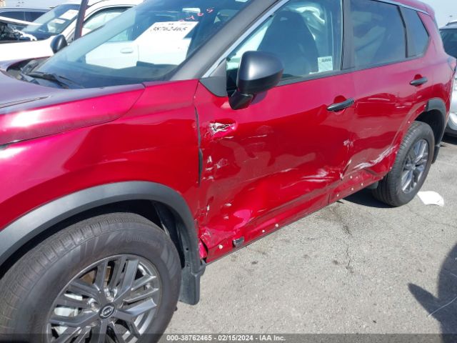 5N1BT3AA2PC684286 Nissan Rogue S Fwd