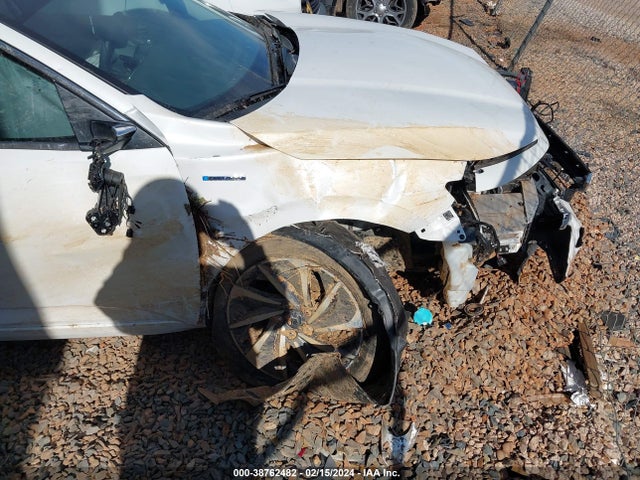 Honda Insight Touring 2019 19XZE4F96KE007759 Image 19