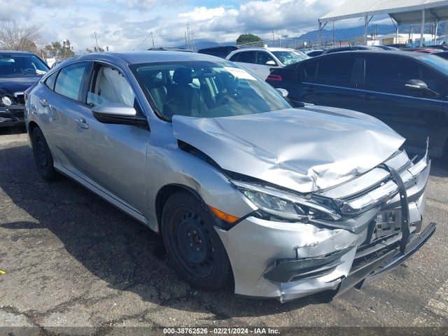 Honda Civic Lx 2018 2HGFC2F57JH603560 Image 1