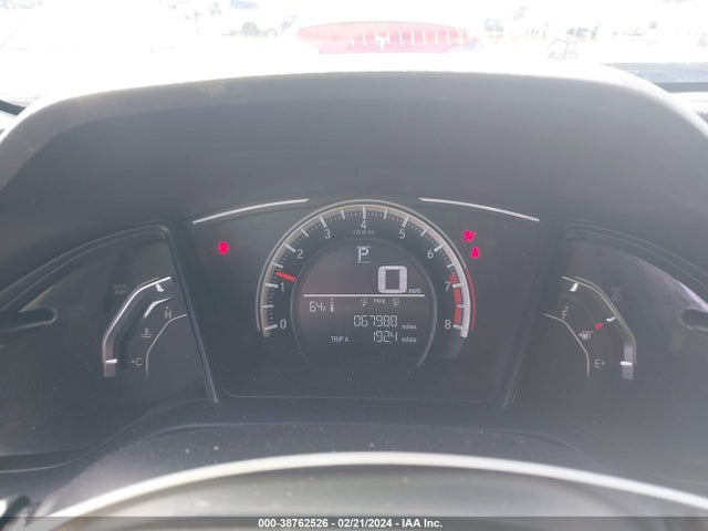 Honda Civic Lx 2018 2HGFC2F57JH603560 Image 7