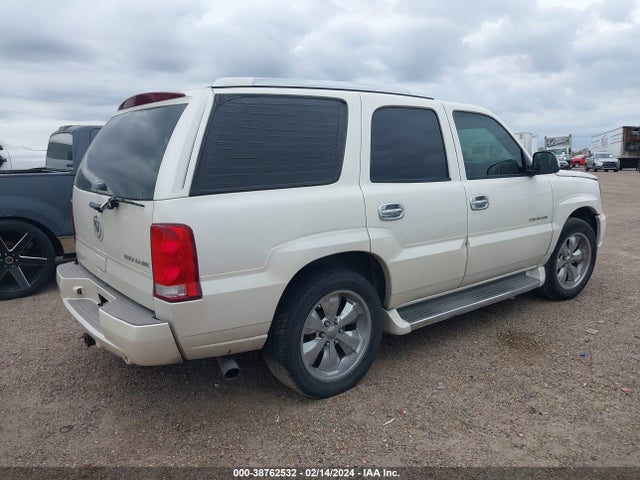 2005 CADILLAC ESCALADE STANDARD VIN: 1GYEC63N25R260288