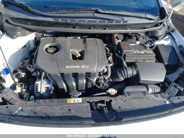 KIA FORTE LX 2017 3KPFK4A73HE029762 Image 10