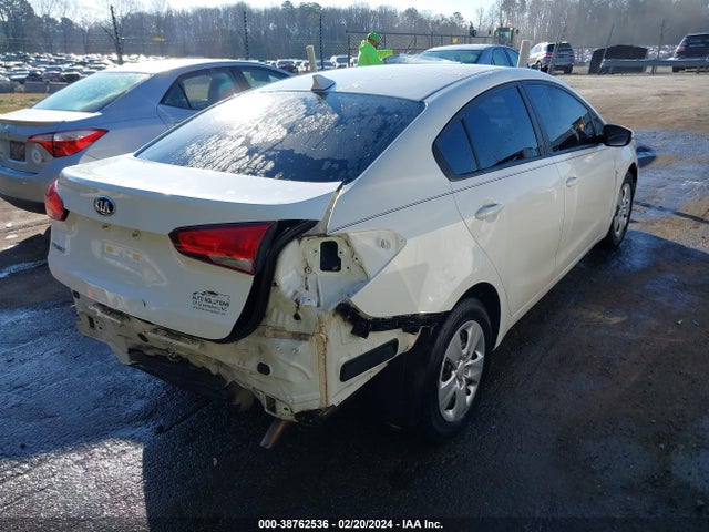 KIA FORTE LX 2017 3KPFK4A73HE029762 Image 4