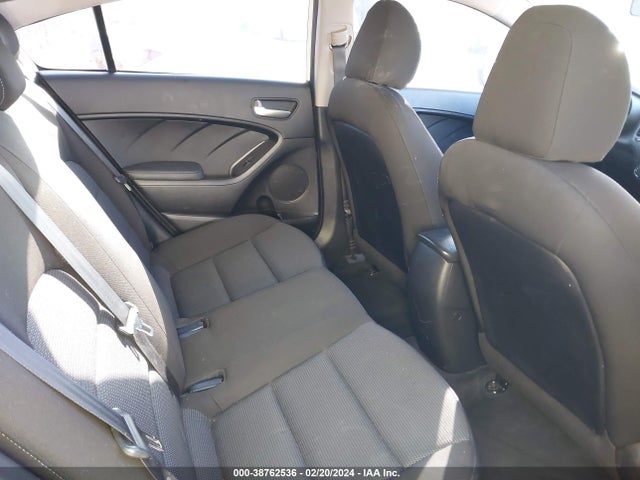 KIA FORTE LX 2017 3KPFK4A73HE029762 Image 8