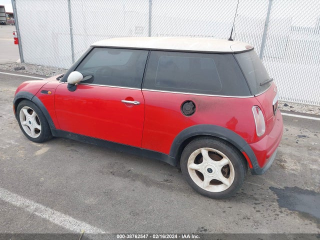 2003 MINI COOPER WMWRC33453TE14070 Photo 2