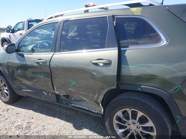 1C4PJMLBXLD569550 Jeep Cherokee Latitude Plus 4x4