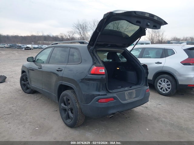 1C4PJMCB7GW152865 Jeep Cherokee Altitude
