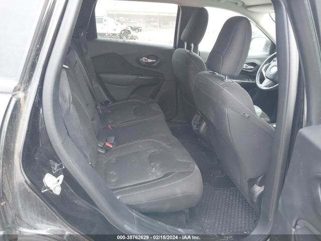 1C4PJMCB7GW152865 Jeep Cherokee Altitude