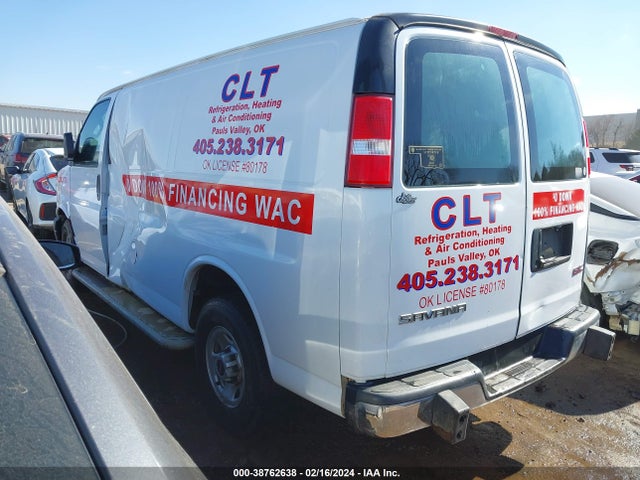 GMC Savana 2500 Work Van 2018 1GTW7AFG5J1906799 Image 3