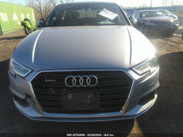 Audi A3 45 Premium 2019 WAUBEGFF6KA113038 Image 6