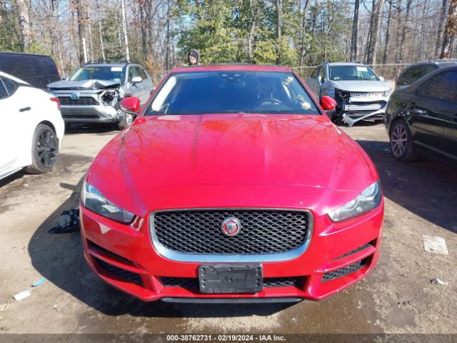 SAJAK4BV3HA960757 Jaguar Xe 35t Prestige