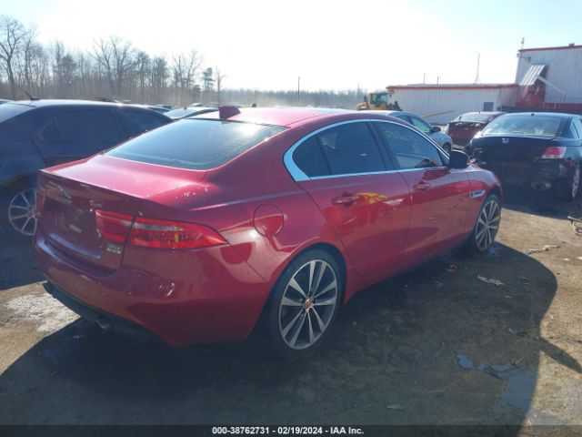 SAJAK4BV3HA960757 Jaguar Xe 35t Prestige