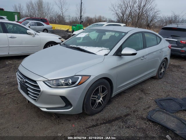 Hyundai ELANTRA SE 2017 5NPD74LF0HH127754 Image 2