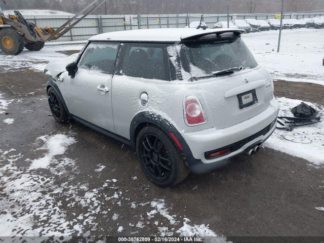 2013 MINI HARDTOP WMWSV3C52DT392581 Photo 2