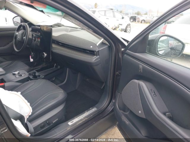 3FMTK3RM0NMA51495 Ford Mustang Mach-e Premium