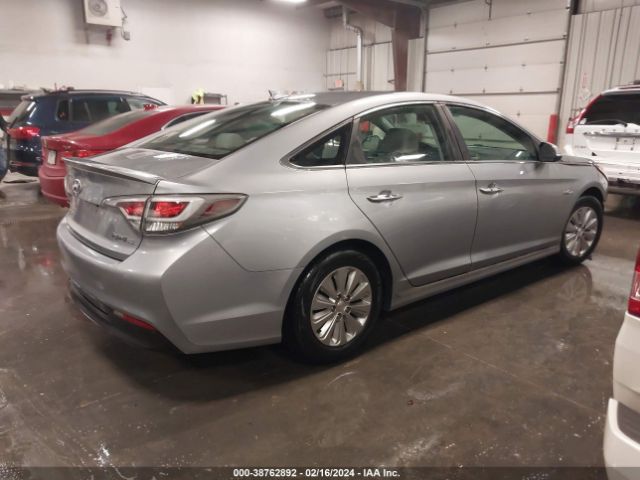 KMHE24L18GA035705 Hyundai Sonata Hybrid Se