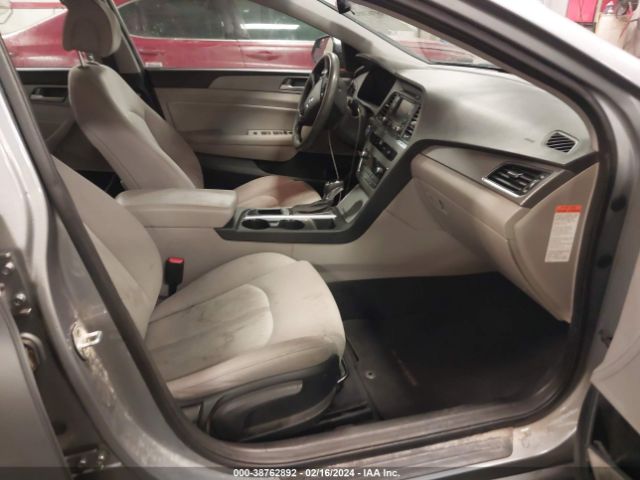 KMHE24L18GA035705 Hyundai Sonata Hybrid Se