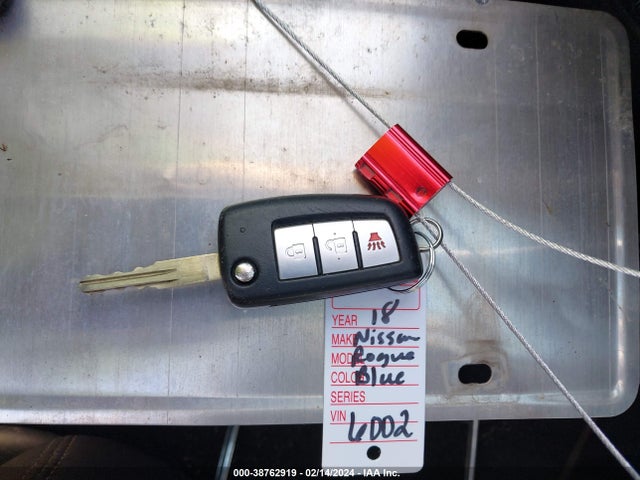 Nissan ROGUE S 2018 5N1AT2MT0JC716002 Image 11