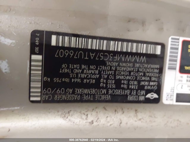 2010 MINI COOPER WMWMF3C57ATU76607 Photo 8