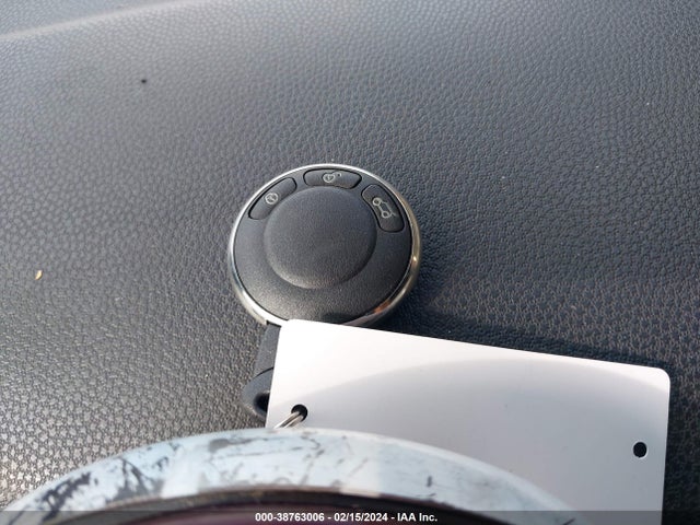 2009 MINI COOPER S WMWMF73529TW85899 Photo 10
