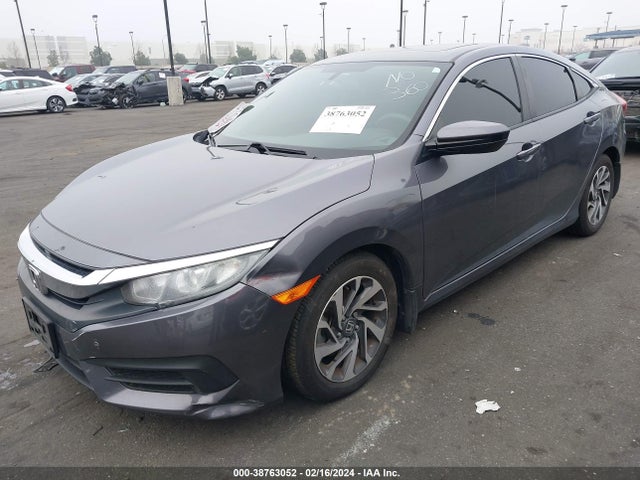 Honda CIVIC EX 2018 2HGFC2F7XJH532632 Image 2